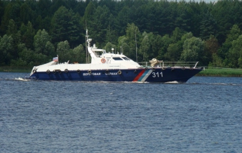 Российские катера проводят разведку в Азовском море - СНБО
