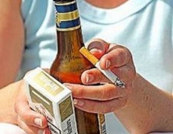 Россиян собираются лишить алкоголя и табака