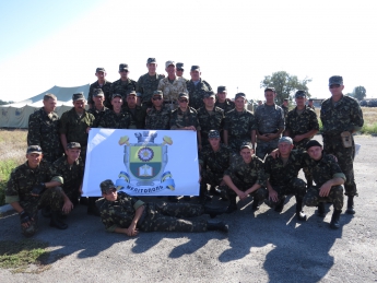 Мелитопольские бойцы 55-й артбригады отправятся в зону АТО с флагом родного города (фото)