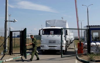 Российские таможенники завершили оформление гуманитарного конвоя