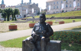 В Чехии открыли первый памятник "бравому солдату Швейку"