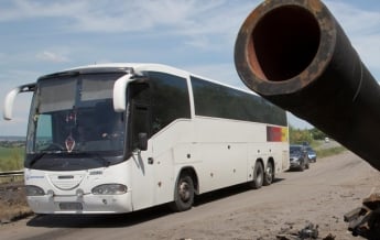 Автобусы из Донецка в Мариуполь следуют по объездной дороге