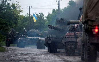 Силы АТО уничтожили колонну бронетехники возле Новоазовска