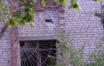 В Харькове ночью вновь обстреляли военкомат (видео)