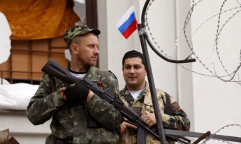 Как не проснуться на войне. Местная власть сдала Луганск российским наемникам