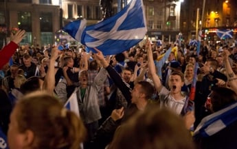 После референдума: в Шотландии продолжаются драки и аресты (видео)