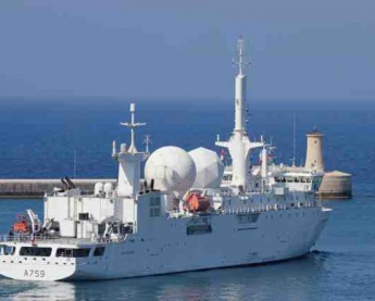 Французский военный корабль вошел в Черное море