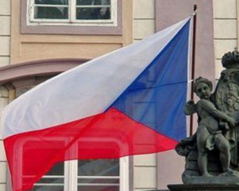 Чехия выступила против поставок оружия в Украину