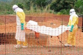 В Либерии от лихорадки Эбола скончался сотрудник миссии ООН
