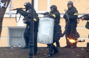 За расстрел активистов на Майдане арестованы четыре офицера СБУ