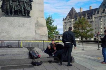 В парламенте Канады неизвестный устроил перестрелку с охраной, есть пострадавшие (ВИДЕО)
