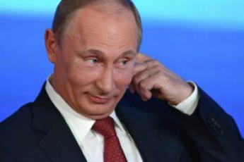 Путин сам делает все, чтобы его режим свергли - Forbes