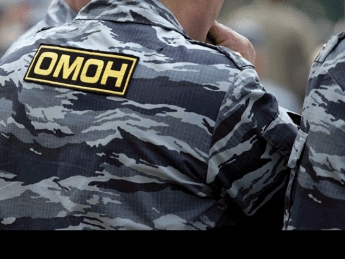 Украинцы в Москве голосуют под присмотром ОМОНа
