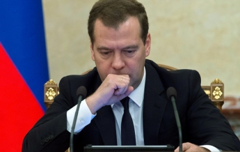 Медведев: Состояние экономики России не самое праздничное