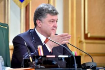 Порошенко объявил о победе своей партии на выборах, опровергнув Яценюка