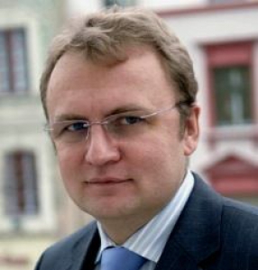 Лидер "Самопомочи" остается мэром Львова, несмотря на поступившие предложения после выборов в Раду