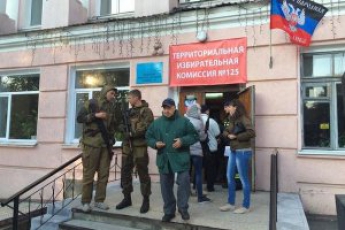 Весь цивилизованный мир не признает фарс в виде "выборов" террористов - Порошенко