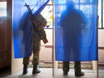 На псевдовыборах на Донбассе голосовали военнослужащие РФ