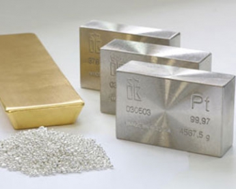 Нацбанк снизил цены на золото и серебро