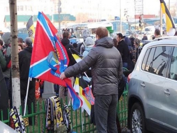 На околицах Москвы стартовал "Русский марш" националистов: их ждут десятки автозаков (добавлено ВИДЕО, ФОТО)