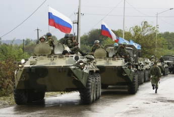 Российские войска передвигаются ближе к границе с Украиной