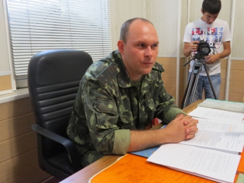 Мелитопольского военкома и его заместителя отправили в зону АТО