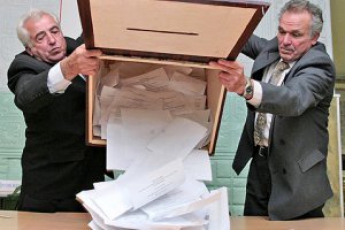 ЦИК возобновила обработку голосов на последнем проблемном округе