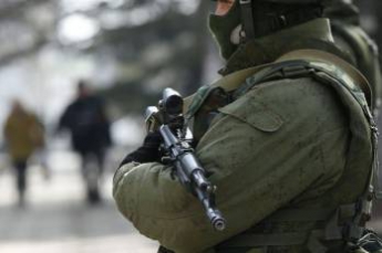 Боевики усиливают обстрелы на Луганщине, снаряд попал в школу