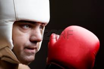 После отказа от шлемов в любительском боксе меньше травм