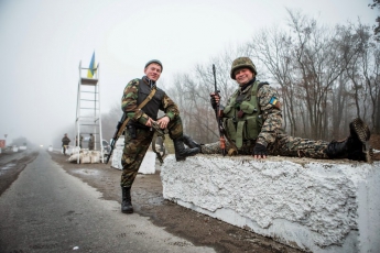 Подступы к Мариуполю защищает украинский "Ван Дамм" (фото)