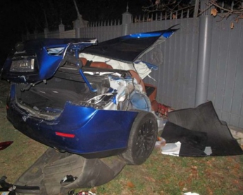На Maserati в Киеве разбился 20-летний мажор из Конча-Заспы (фото)