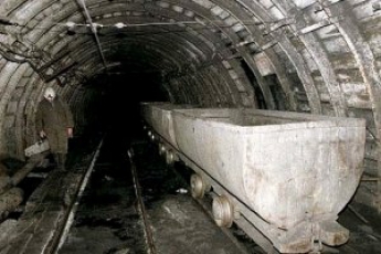 Десятки убитых российских наемников боевики сбросили в шахту и взорвали ее