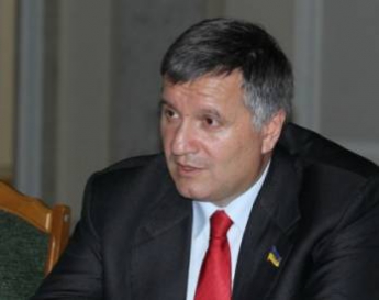 Глава МВД Украины ратует за демобилизацию срочников, призвавшихся во Внутренние войска 1,5 года назад