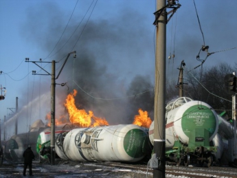 В Харькове взорвалась железнодорожная цистерна, - источник