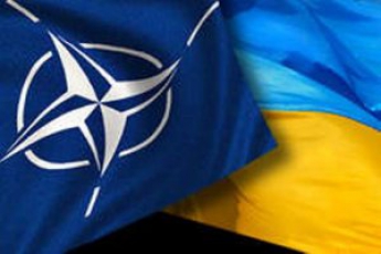 Украина на референдуме решит, вступать ли в НАТО