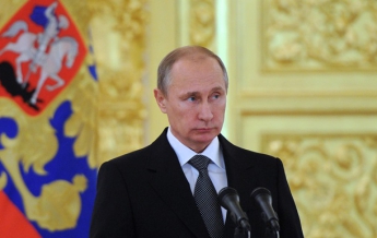 Рейтинг доверия к Путину начал снижаться в России