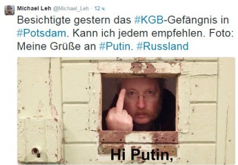 Немецкий журналист показал средний палец специально для "старого лжеца" Путина (ФОТО)