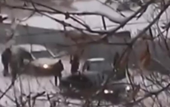 В Донецке среди бела дня похитили семью (ВИДЕО)