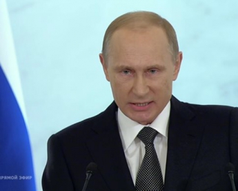 Курс на изоляцию: речь Путина обвалила рубль (ФОТО)