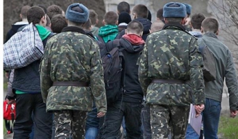 Боевики проводят принудительную "мобилизацию" на Донбассе