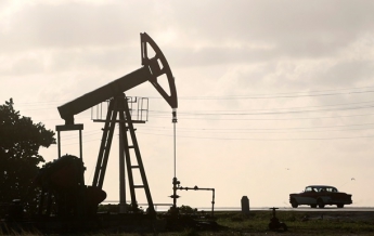 Цена на нефть установила пятилетний рекорд падения
