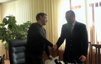 Южная Осетия поздравила Захарченко с победой на "выборах" в ДНР (ВИДЕО)