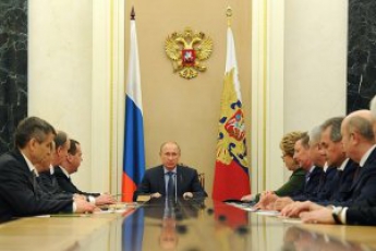 Путин созвал Совбез РФ поговорить о Донбассе