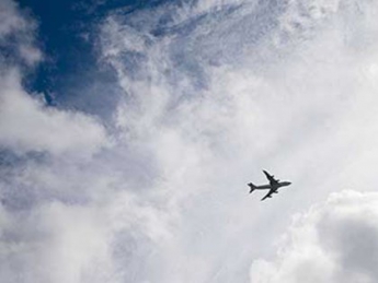 В небе над Швецией российский военный самолет чуть не столкнулся с пассажирским