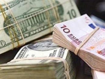 Доллар вырос, евро снизился — курсы валют от НБУ