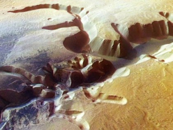 Ученые нашли доказательства существования воды на Марсе