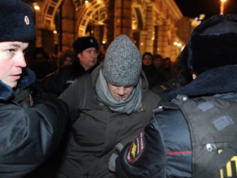 В Москве задержали уже более ста человек