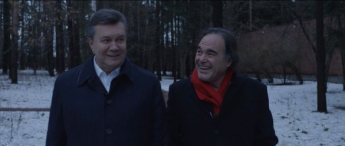 Американский режиссер Стоун взял интервью у Виктора Януковича