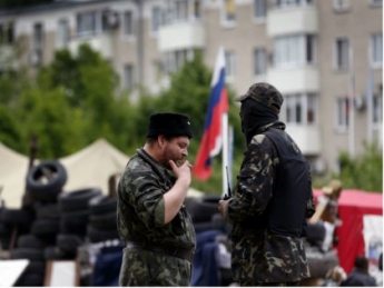Боевики перебрасывают в Донецк новые артиллерийские подразделения и бронетехнику