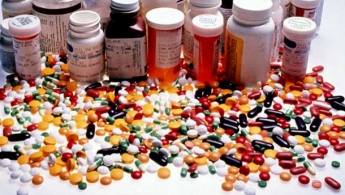 Минздрав накупил лекарств на 445 млн гривен